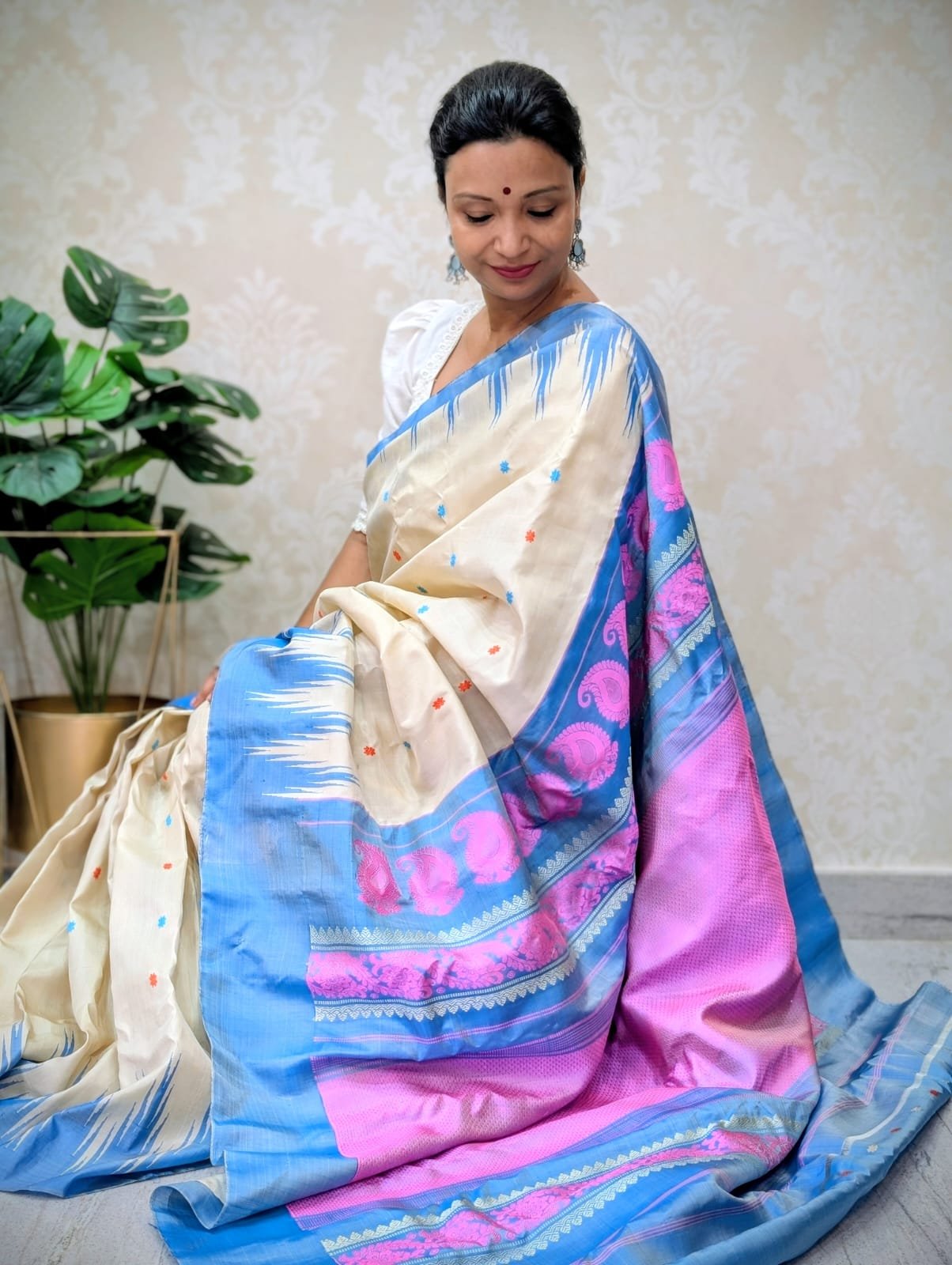 Off White Silk Gadwal